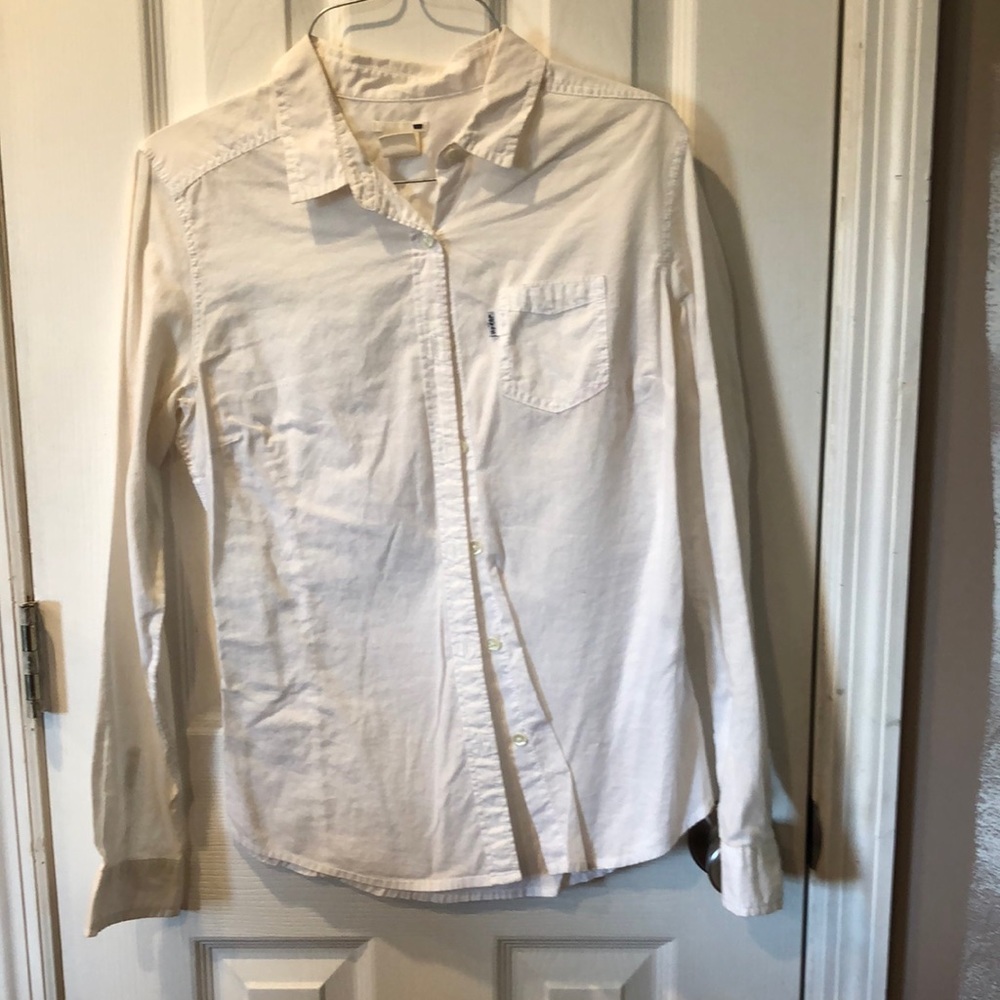 Levi’s Button Up